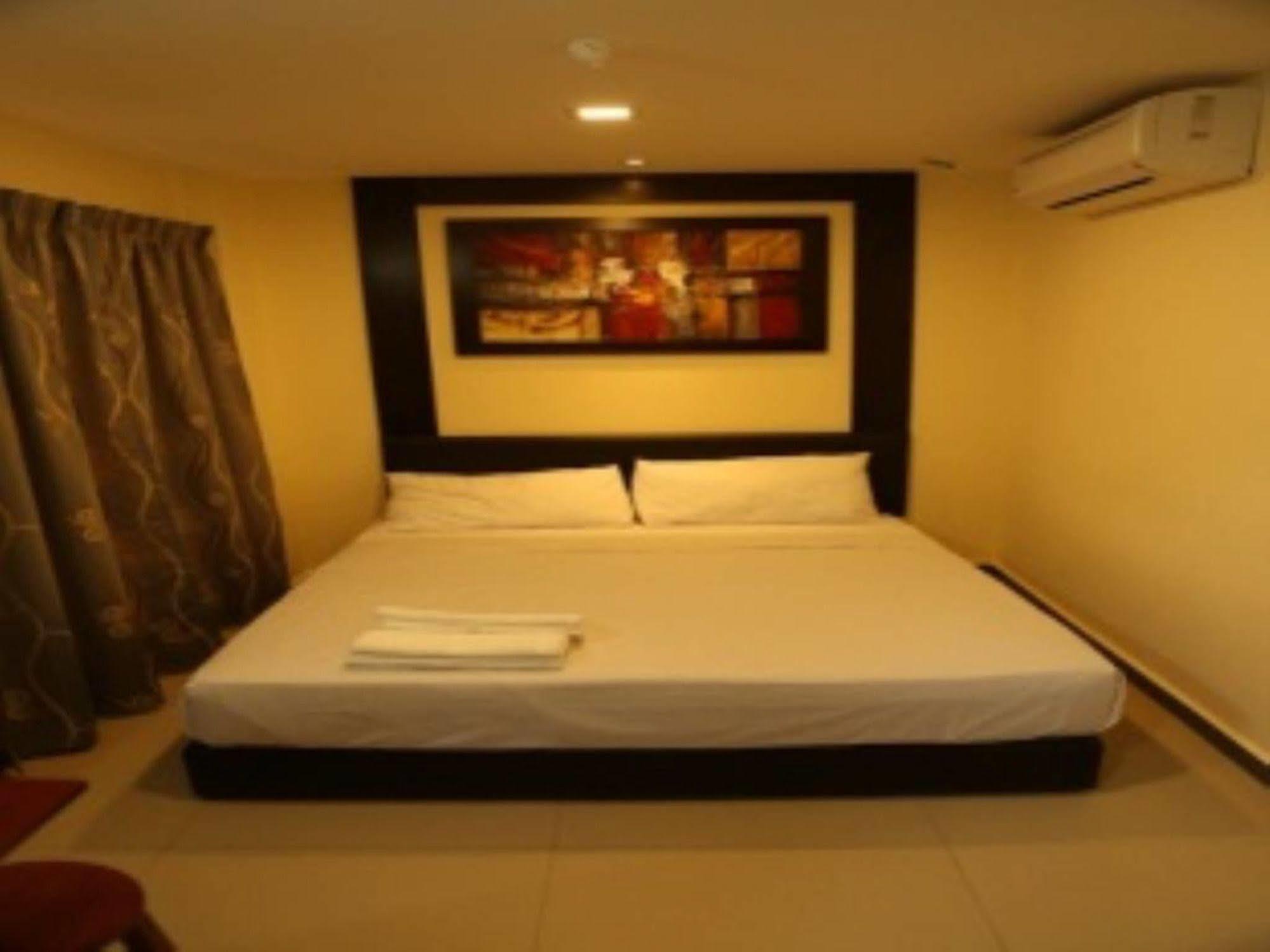 Hotel Seniman Sentul Kuala Lumpur Exterior photo